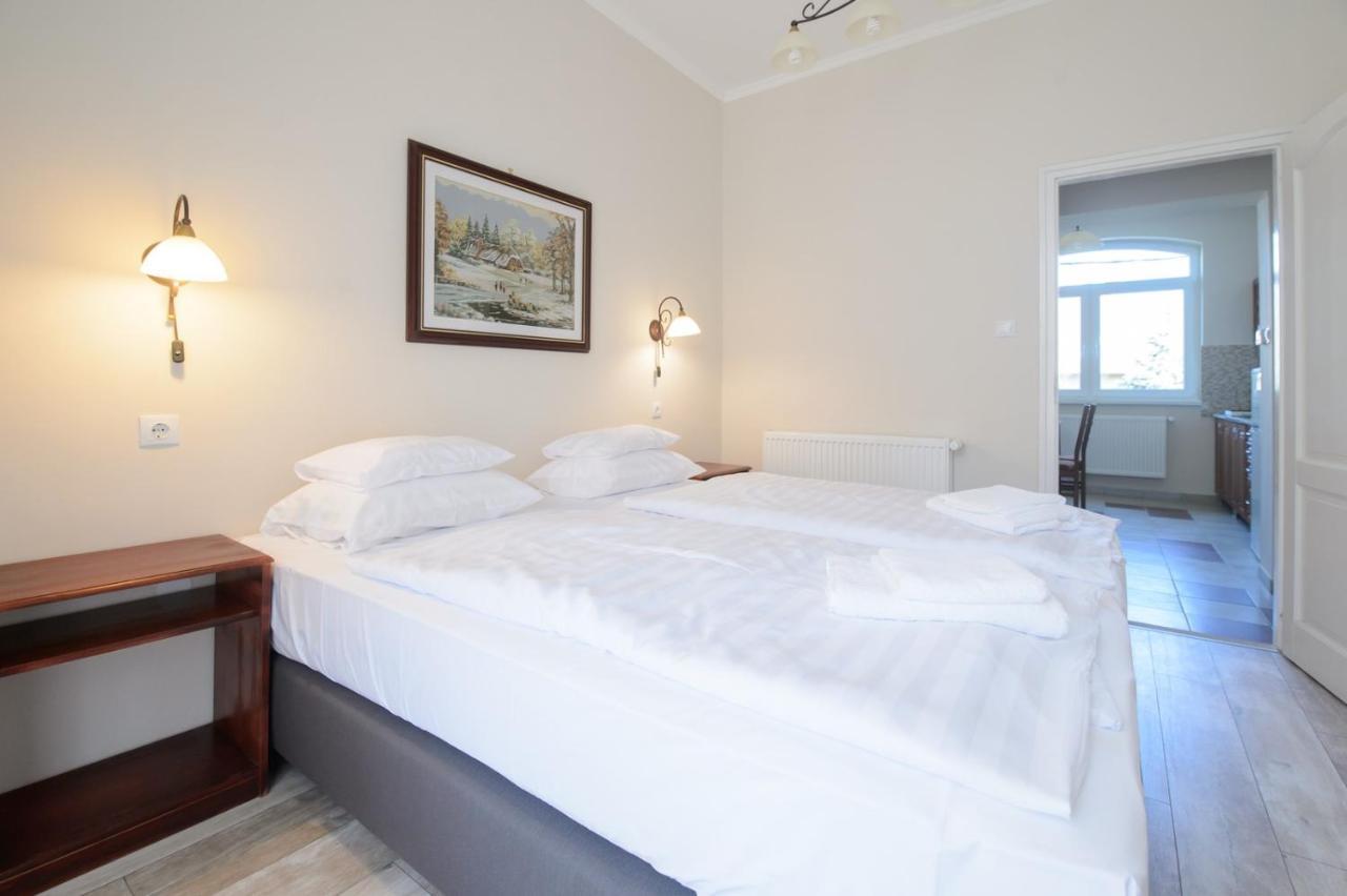 Illaberek Panzio Hotel Eger Ngoại thất bức ảnh