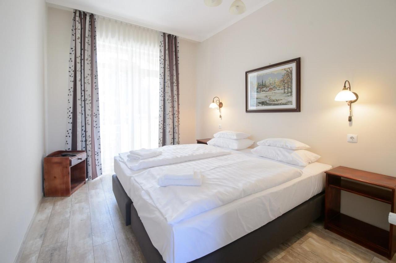 Illaberek Panzio Hotel Eger Ngoại thất bức ảnh