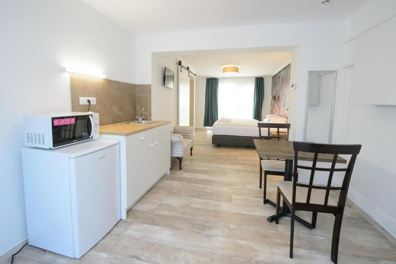 Illaberek Panzio Hotel Eger Ngoại thất bức ảnh