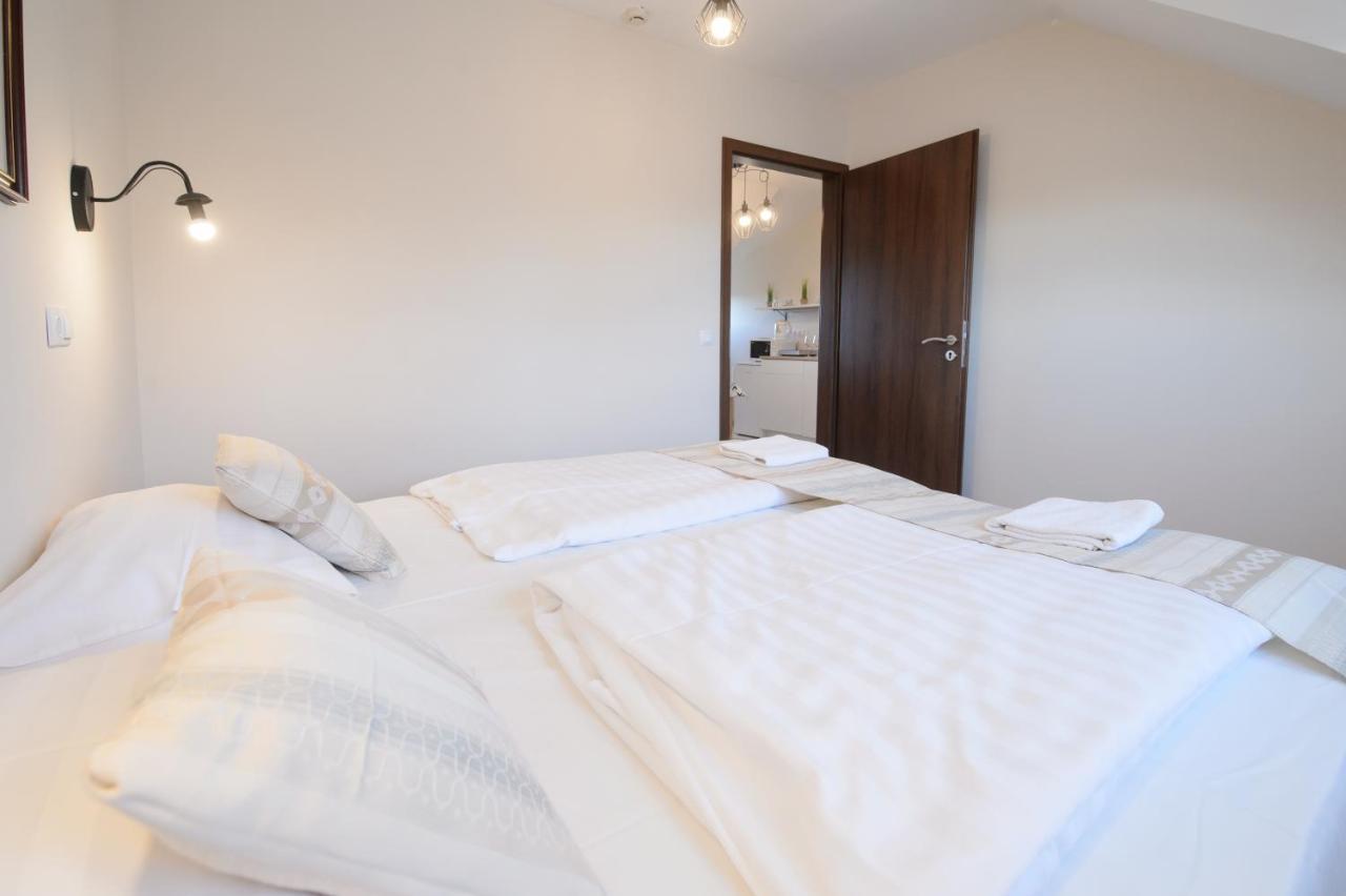 Illaberek Panzio Hotel Eger Ngoại thất bức ảnh