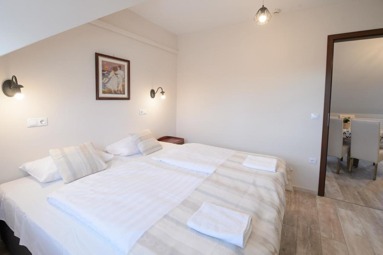 Illaberek Panzio Hotel Eger Ngoại thất bức ảnh