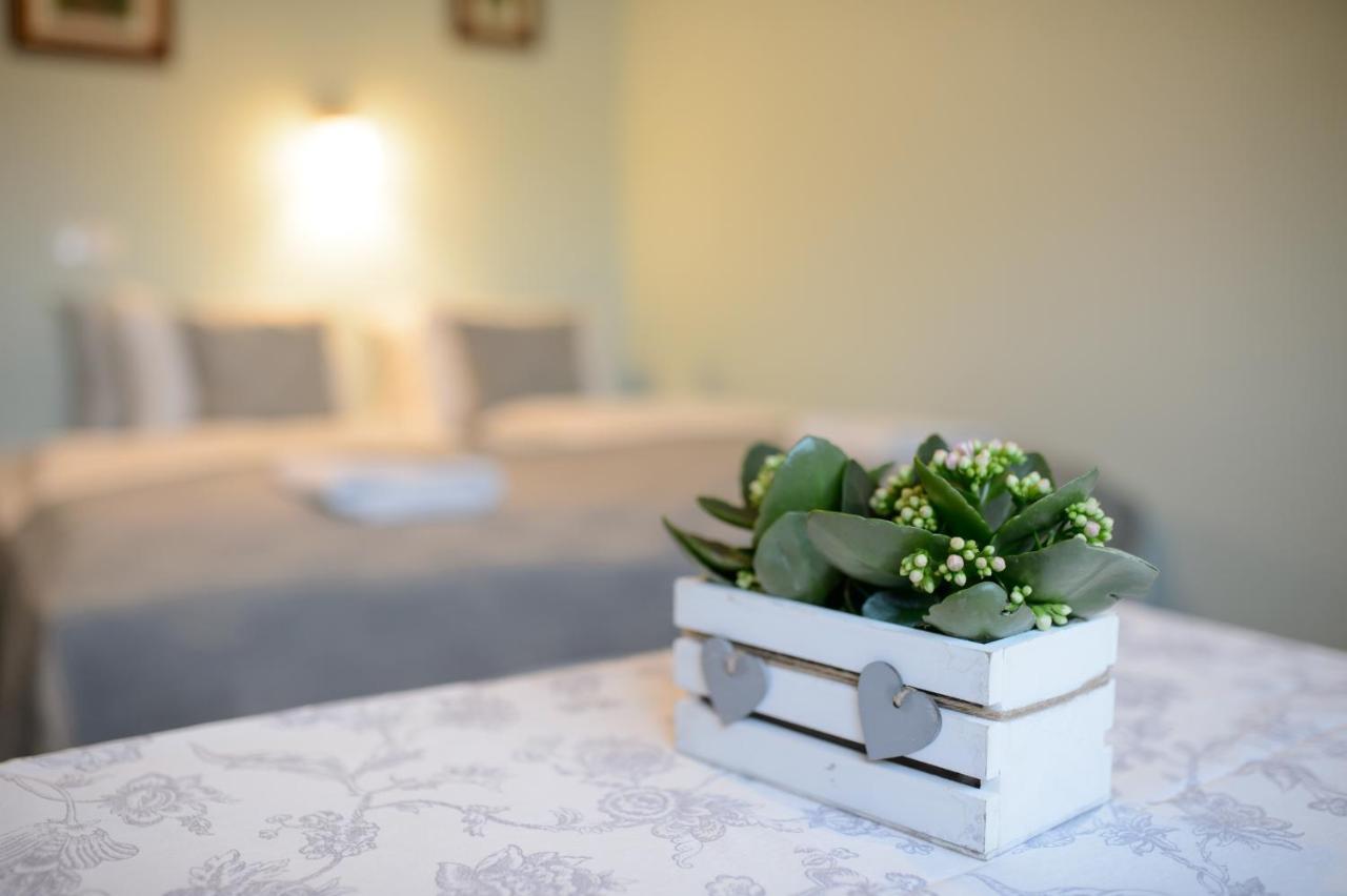Illaberek Panzio Hotel Eger Ngoại thất bức ảnh