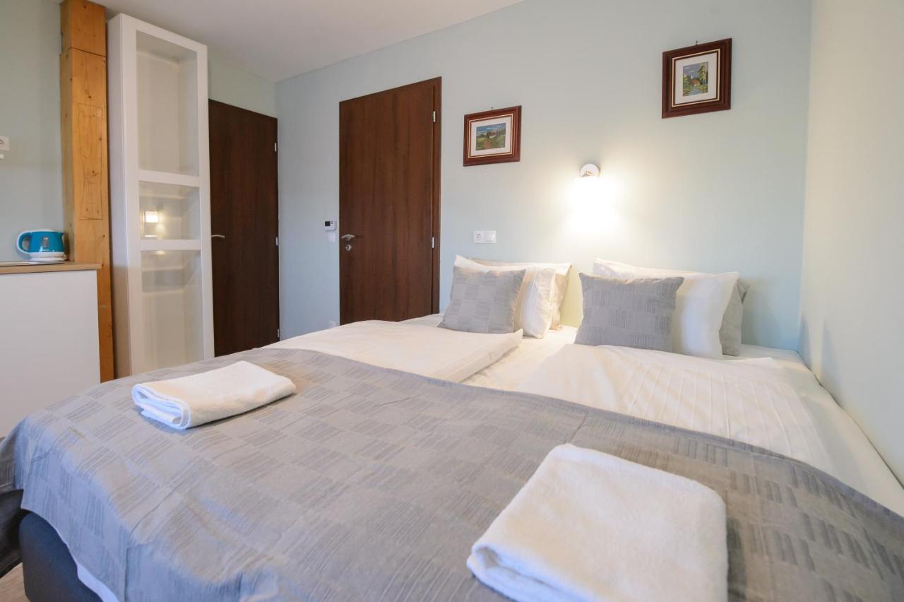 Illaberek Panzio Hotel Eger Ngoại thất bức ảnh